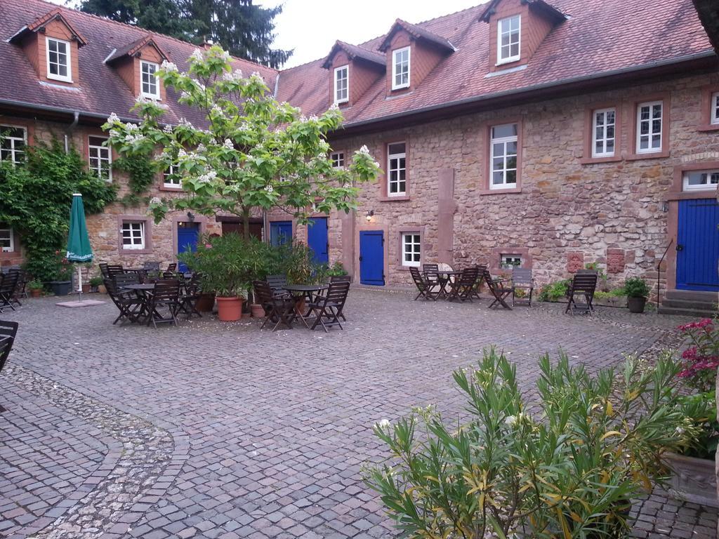 Gastehaus Felsenmuhle Im Tal Hotel Neuleiningen Exterior photo