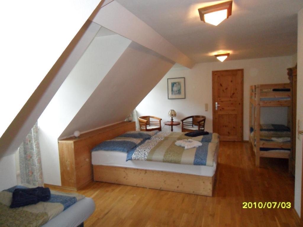 Gastehaus Felsenmuhle Im Tal Hotel Neuleiningen Room photo