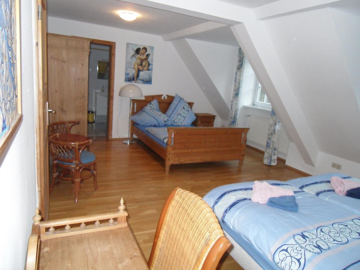 Gastehaus Felsenmuhle Im Tal Hotel Neuleiningen Room photo